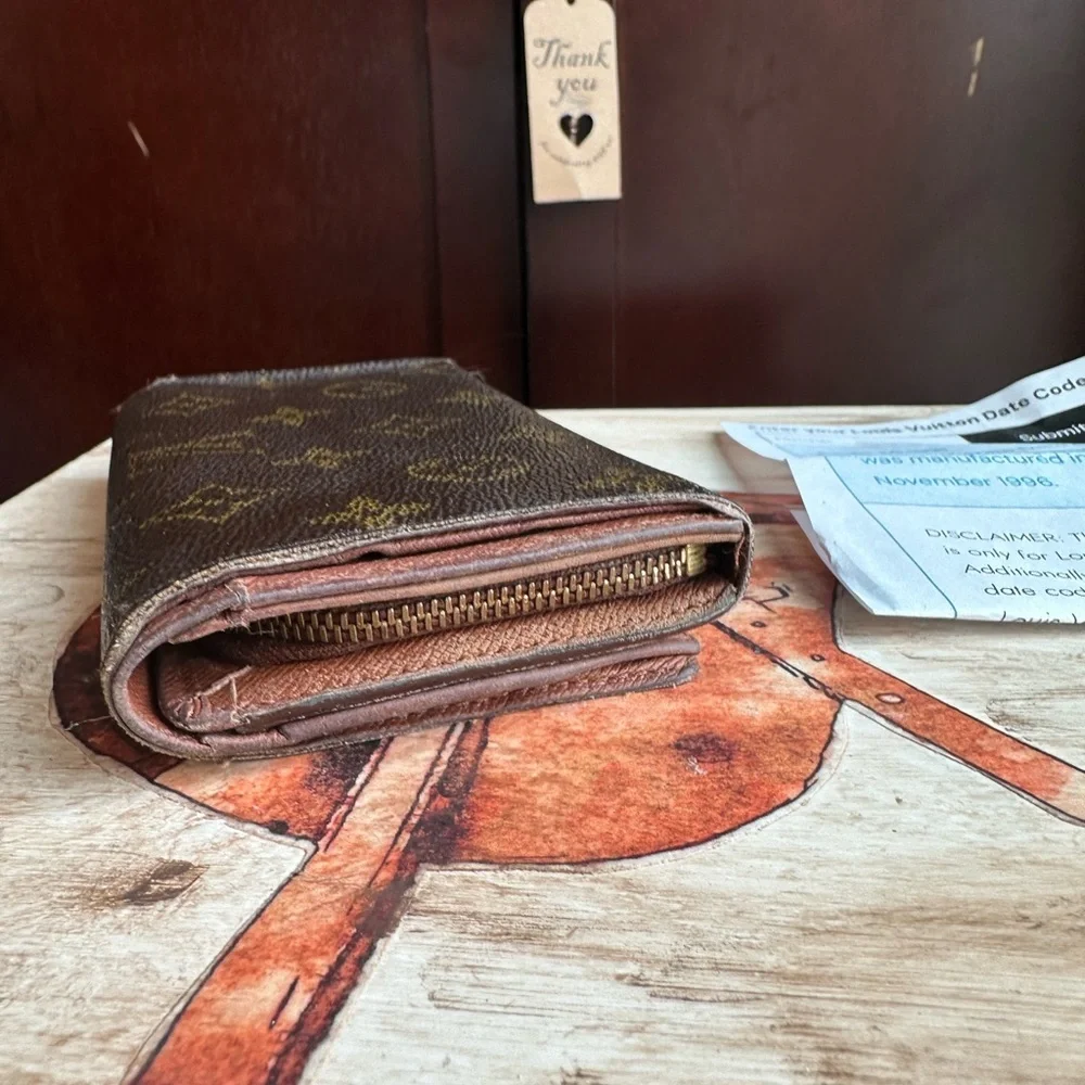 LLouis Vuitton Monogram Porte Monnaie Tresor Wallet
